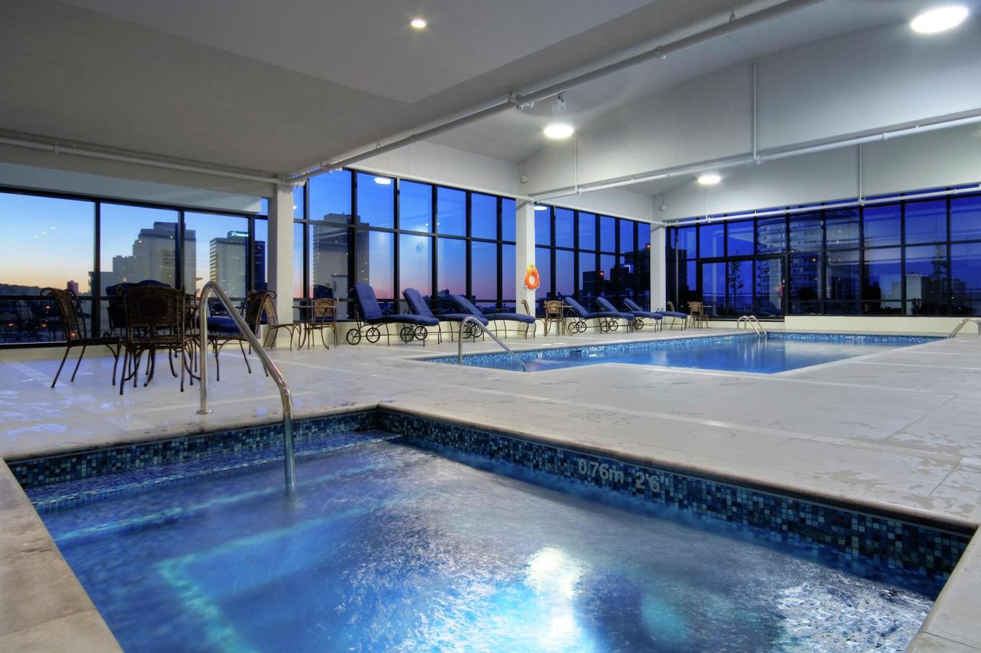 Hilton Garden Inn Montreal Centre-Ville, Montreal